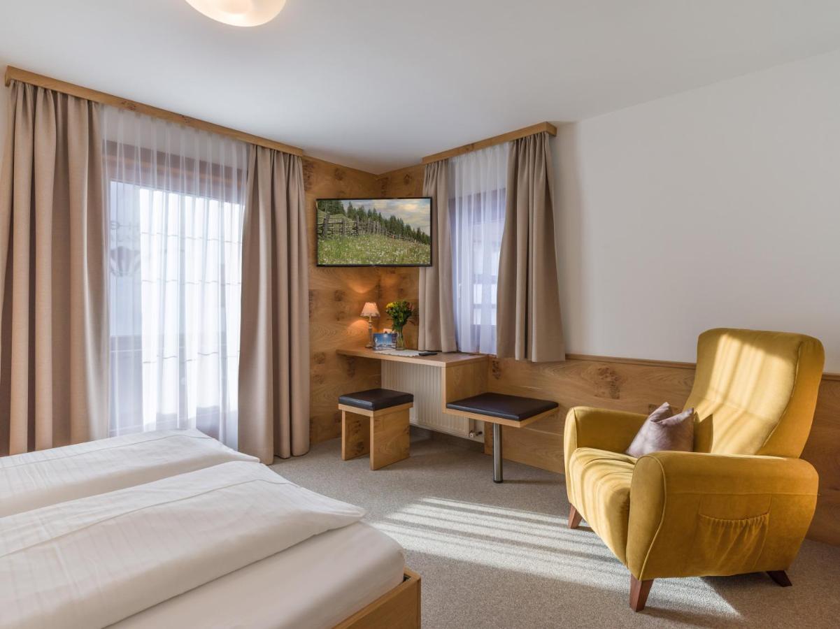 Hotel Koessler Tux Eksteriør bilde
