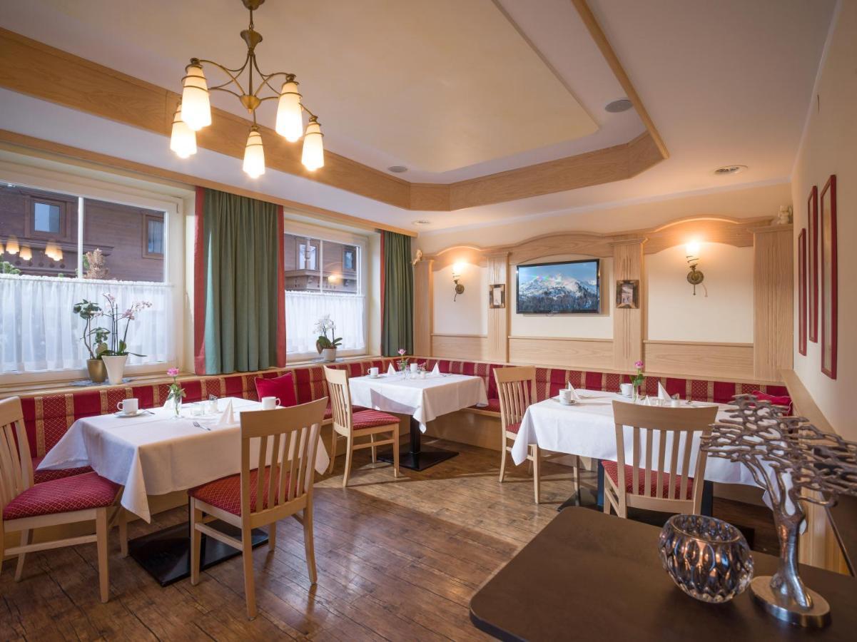 Hotel Koessler Tux Eksteriør bilde